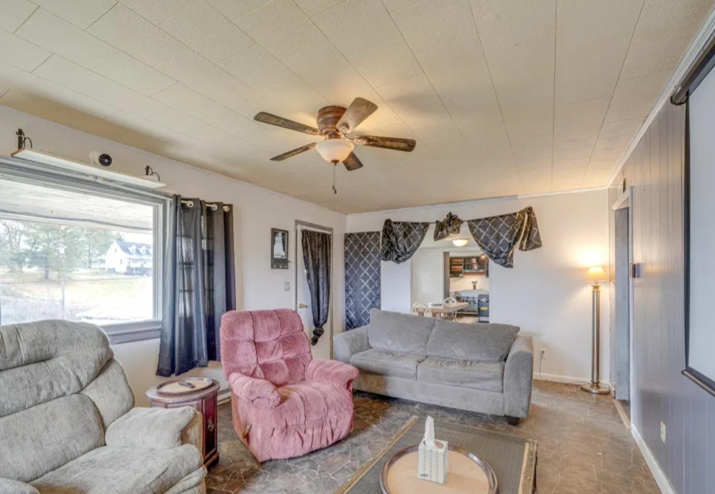 Second living room